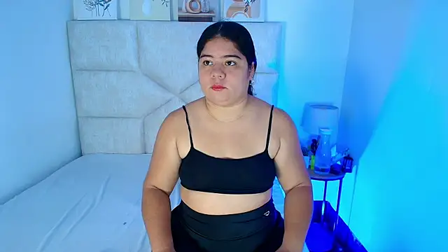 Snapshot of elizawiliamst chatting on July 21, 11:23 am elizawiliamst online show from July 21, 11:23 am