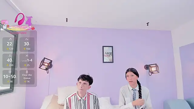 DodoyandCriss online show from September 19, 4:29 pm