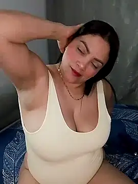 Snapshot of tiffany_Johnson1 chatting on March 20, 4:17 am tiffany Johnson1 online show from March 20, 4:17 am