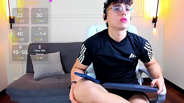 Snapshot of Jhoumod_21 chatting on September 30, 10:42 am Jhoumod 21 online show from September 30, 10:42 am