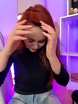 Snapshot of PollyVinice chatting on September 13, 11:21 am PollyVinice online show from September 13, 11:21 am