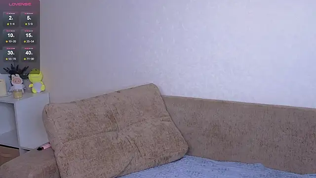 miacuteeee online show from September 13, 5:13 pm