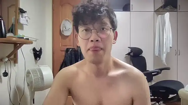 Passionatetwink2 online show from October 9, 10:57 am