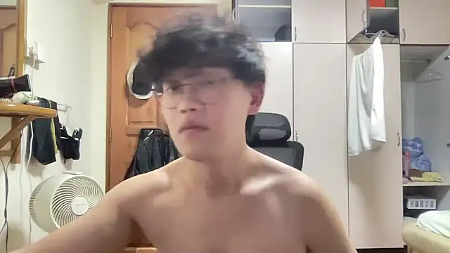 Passionatetwink2 online show from November 7, 11:43 am