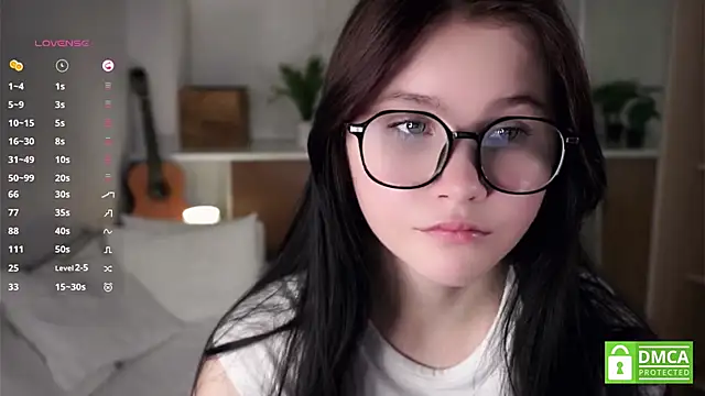 Snapshot of DelphaDivenere chatting on September 20, 5:47 pm DelphaDivenere online show from September 20, 5:47 pm