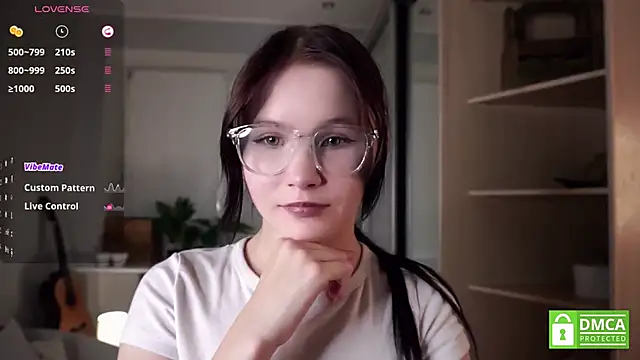 Snapshot of DelphaDivenere chatting on September 24, 5:38 pm DelphaDivenere online show from September 24, 5:38 pm