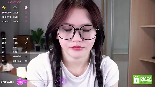 Snapshot of DelphaDivenere chatting on October 6, 6:16 pm DelphaDivenere online show from October 6, 6:16 pm