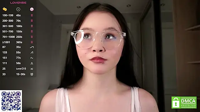 Snapshot of DelphaDivenere chatting on October 29, 5:36 pm DelphaDivenere online show from October 29, 5:36 pm