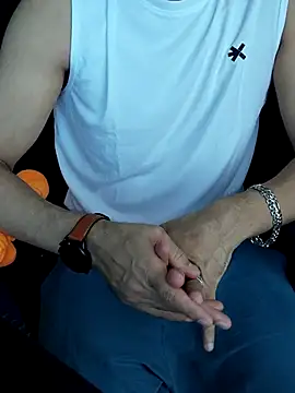 chocolate alone online show from October 20, 6:25 am