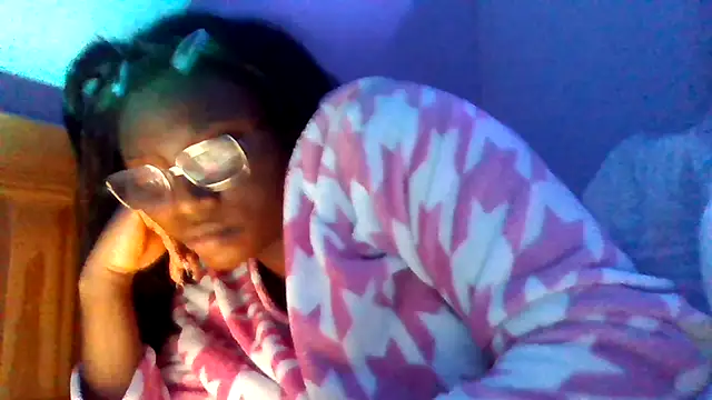 SexyGemBeautyX online show from December 4, 5:43 pm