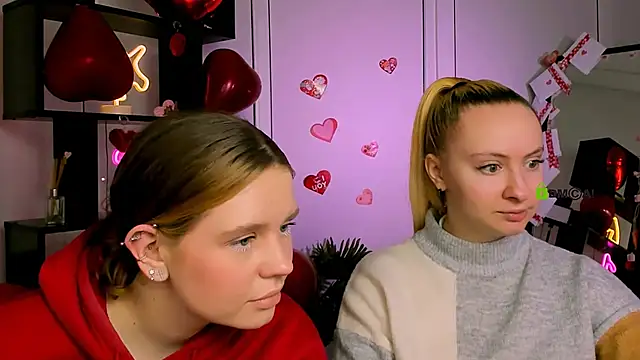 mila glow1 online show from February 16, 7:21 pm