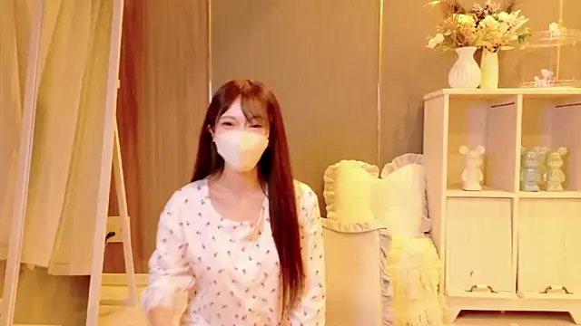 RIRI-style online show from October 19, 7:42 am