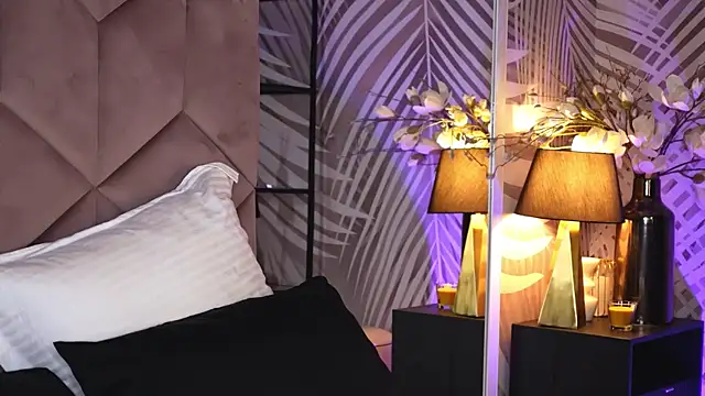 EvaRhea online show from November 24, 4:01 am