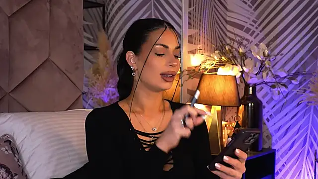 EvaRhea online show from January 14, 3:56 am