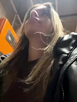 Snapshot of LollyShine chatting on January 15, 5:27 pm LollyShine online show from January 15, 5:27 pm