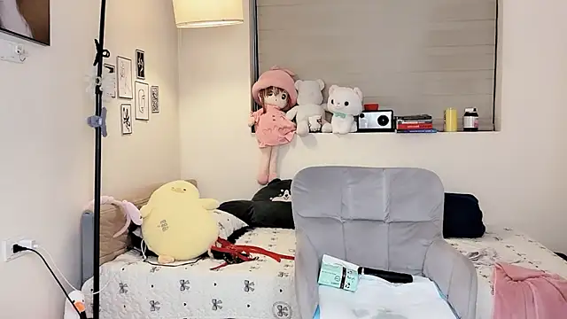 MaiLiiil online show from December 21, 2:46 pm