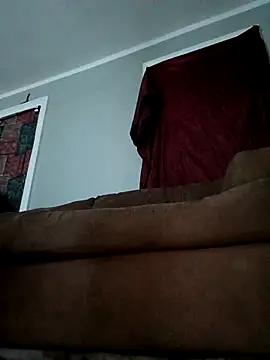 Snapshot of Dropdingo chatting on November 21, 3:27 am Dropdingo online show from November 21, 3:27 am