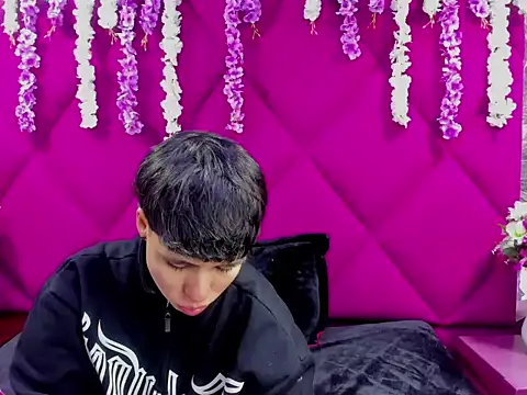 Bruno Cruzz online show from September 26, 2:26 am