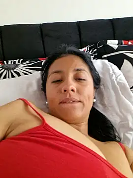SofiiMilf online show from April 30, 6:25 pm