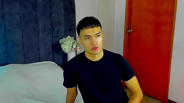 Jacksonflorez online show from September 11, 7:03 pm