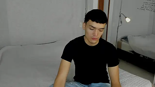 Jacksonflorez online show from September 17, 7:04 pm