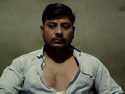 Snapshot of Ajmersingh335512 chatting on November 7, 3:01 pm Ajmersingh335512 online show from November 7, 3:01 pm