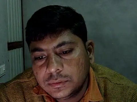 Snapshot of Ajmersingh335512 chatting on December 2, 3:51 pm Ajmersingh335512 online show from December 2, 3:51 pm