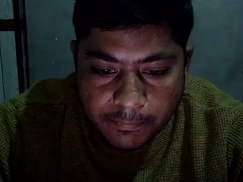 Snapshot of Ajmersingh335512 chatting on December 5, 8:16 pm Ajmersingh335512 online show from December 5, 8:16 pm