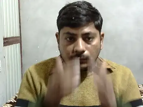 Snapshot of Ajmersingh335512 chatting on December 14, 12:54 pm Ajmersingh335512 online show from December 14, 12:54 pm