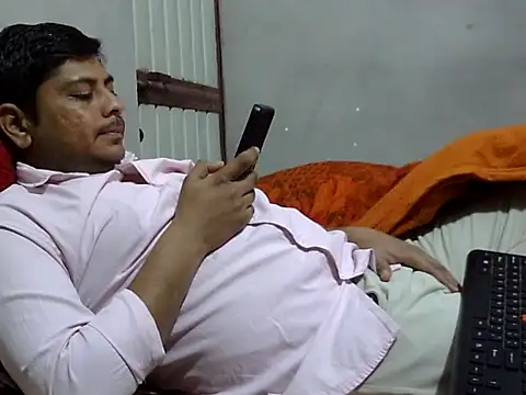 Ajmersingh335512 online show from February 12, 3:40 pm