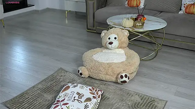 Ellyxxxelly online show from October 19, 11:55 am