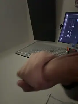 lionr0660 online show from November 11, 11:16 pm