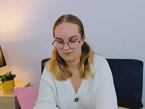 AliceCrazy69 online show from November 7, 1:11 pm