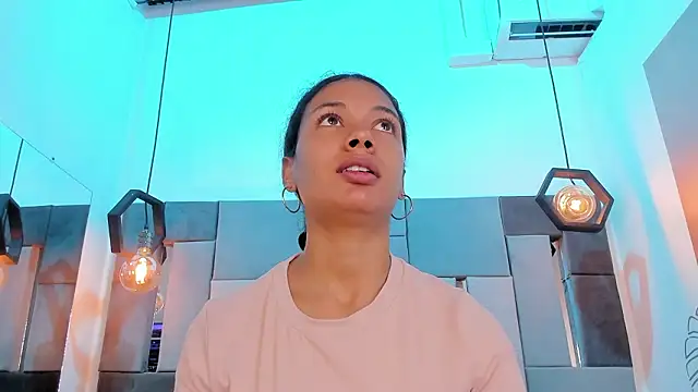 VictoriaDuart online show from February 11, 8:14 pm