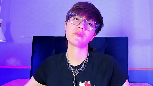 Tsuki Maru online show from February 4, 8:36 pm