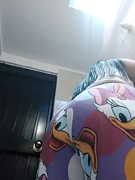 LunaJacobs online show from October 7, 3:09 pm