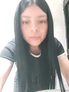 LunaJacobs online show from March 19, 7:18 pm