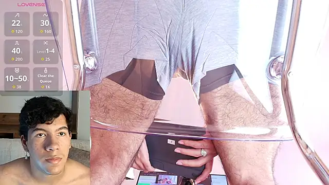 Snapshot of E_R_O_S_ chatting on September 11, 7:47 pm E R O S online show from September 11, 7:47 pm