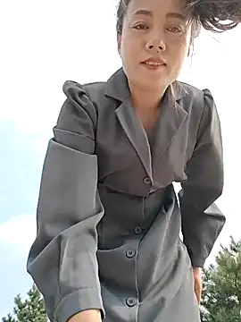 Snapshot of bingxin- chatting on September 11, 6:13 am bingxin- online show from September 11, 6:13 am