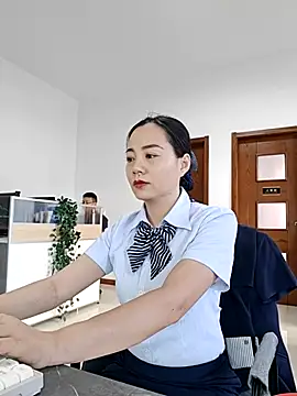 Snapshot of bingxin- chatting on November 22, 1:37 am bingxin- online show from November 22, 1:37 am
