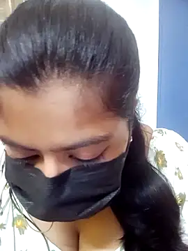 Reshma-Rani online show from October 12, 7:35 pm