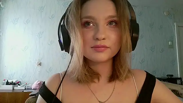 pr In cess  online show from April 18, 2:10 pm