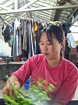 ALIENHR38 online show from September 27, 6:18 am