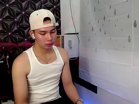 Snapshot of ursweet_jade chatting on October 27, 11:36 am ursweet jade online show from October 27, 11:36 am