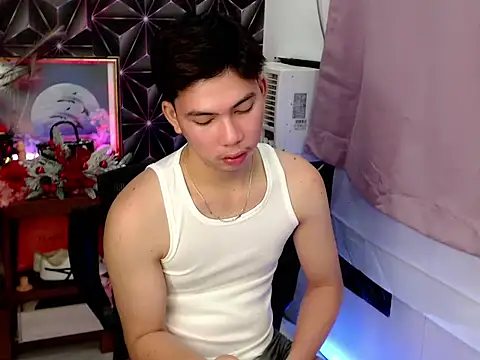 Snapshot of ursweet_jade chatting on November 20, 10:48 am ursweet jade online show from November 20, 10:48 am