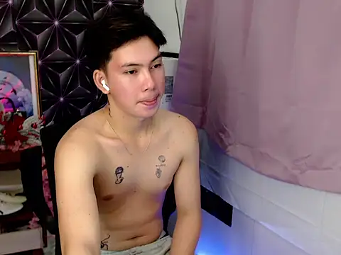 Snapshot of ursweet_jade chatting on November 28, 10:40 am ursweet jade online show from November 28, 10:40 am