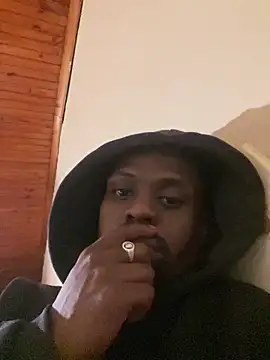 Wuu2now online show from May 13, 8:38 pm