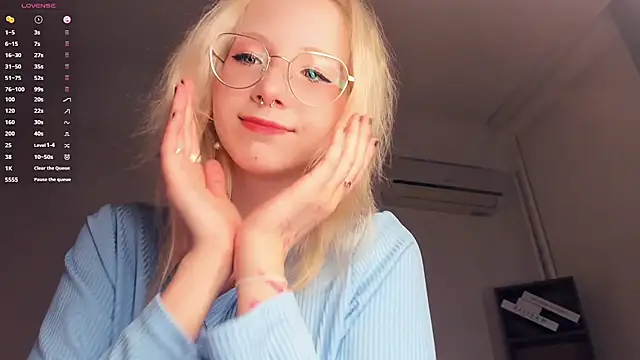 Snapshot of TabithaBradtke chatting on September 20, 6:58 am TabithaBradtke online show from September 20, 6:58 am