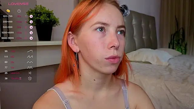 JuliannaWenger online show from September 15, 5:13 pm