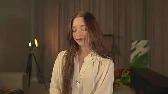 RoxieBolich online show from October 24, 1:40 pm